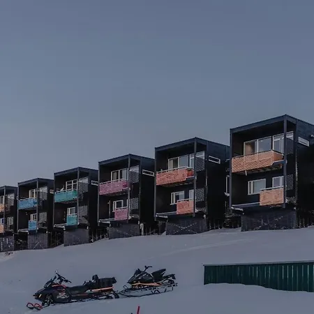 Villa Svalbard Arctic Retreat