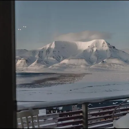 Arctic Retreat Longyearbyen