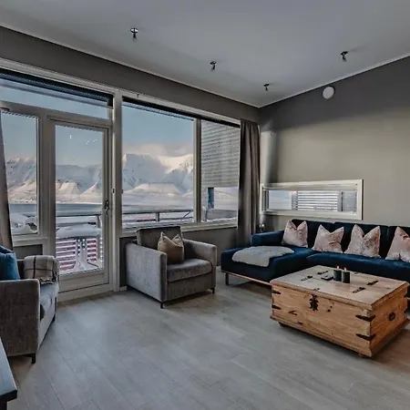 Arctic Retreat Villa Longyearbyen