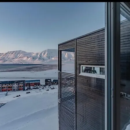 Svalbard Arctic Retreat Villa